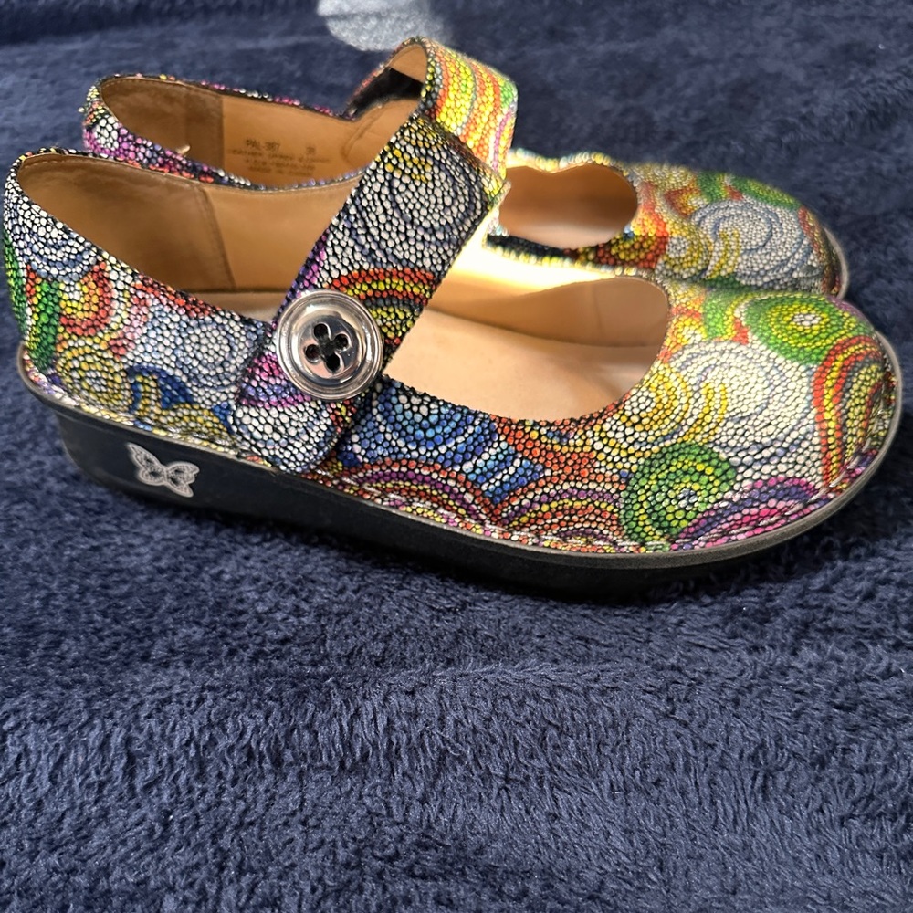 Algeria Paloma Mary Jane’s — mosaic rainbow print size 38